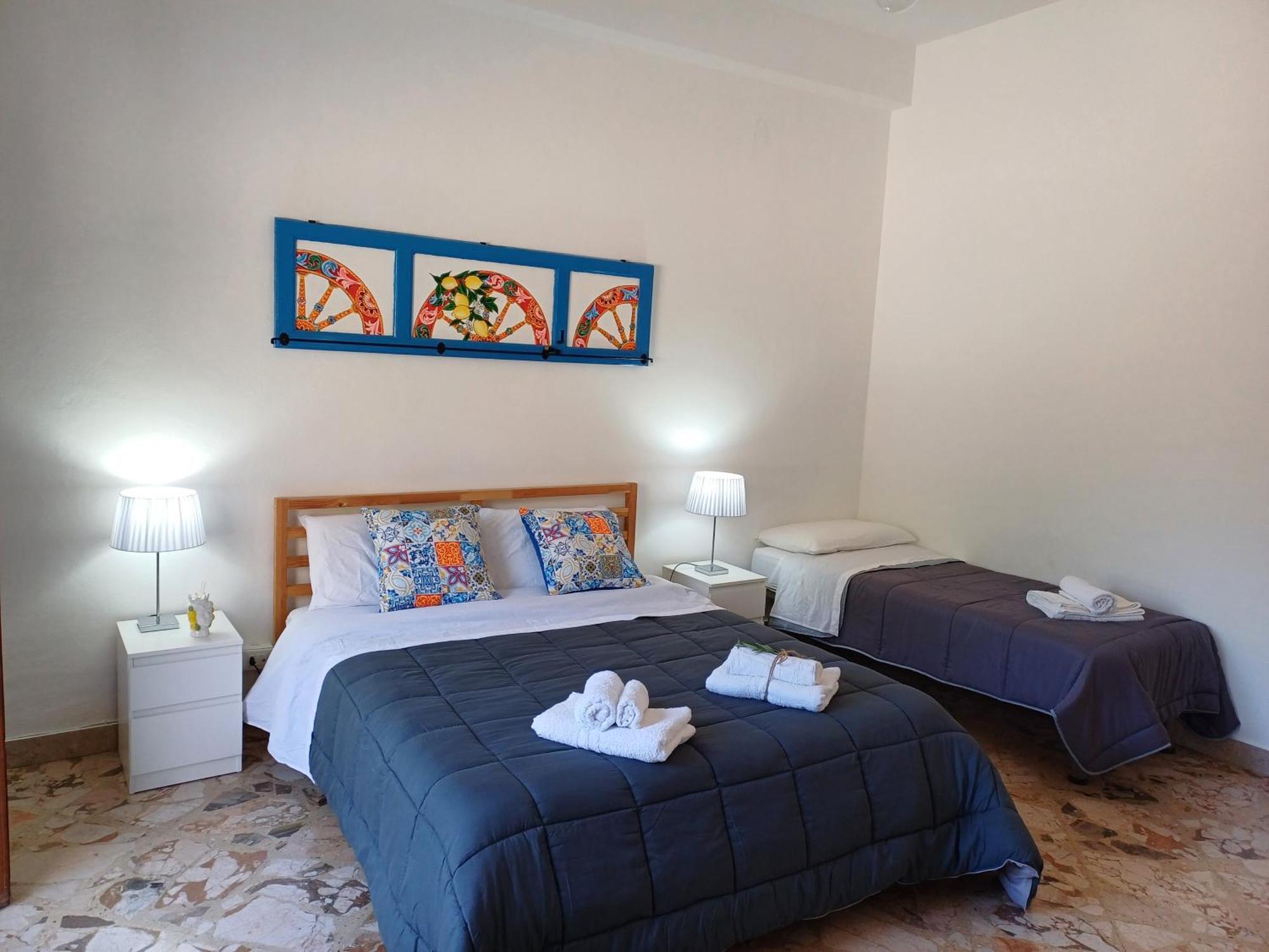 Litoranea Home Santa Flavia Ngoại thất bức ảnh